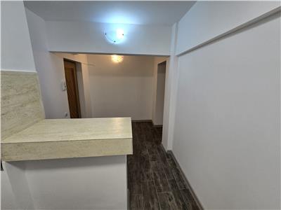 Apartament 2 camere, parter, str Barsei , renovat complet , Lidl  Gara