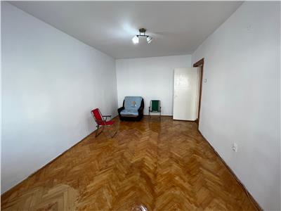 Apartament 3 camere, etaj 1, 65mp, zona Centrala  Primarie  Zimbru