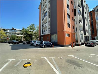 Apartament 3 camere, etaj 1, bloc nou, parcare, zona Brailei