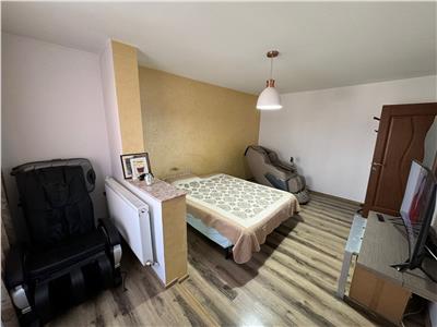 Apartament 3 camere, 76mp, etaj 1, mobilat,  zona Sud