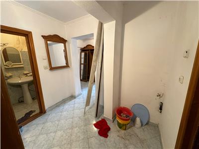 Apartament 3 camere , etaj 1, zona Brailei, suprafata totala 92mp