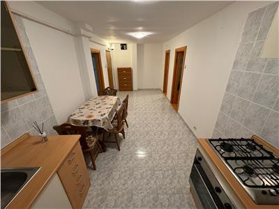 Apartament 2 camere, etaj 1, hol patrat, logie + balcon 60mp