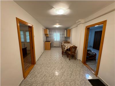 Apartament 2 camere, etaj 1, hol patrat, logie + balcon 60mp