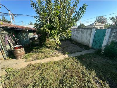 Casa Focsani, str Milcov nr 3,teren 300 mp, casa 80 mpCOMISON 0%