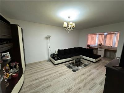 Apartament 4 camere, etaj 3 cu acoperis, mobilat si utilat complet