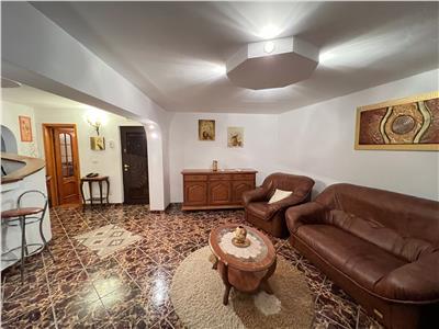 Apartament 3 camere, etaj 3 din 4, zona Brailei , mobilat complet