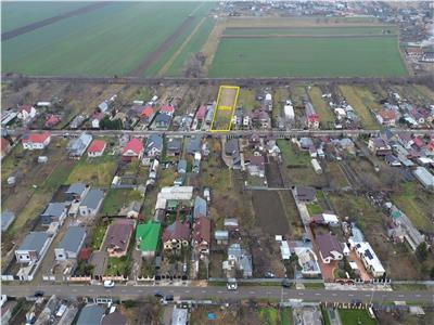 Teren intravilan de vanzare in Golesti cu toate utilitatile zonei