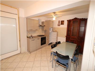 Apartament 3 camere, etaj 1, 100mp, zona CEC